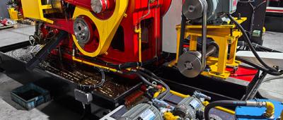 WXING: Μηχανές ψυχρής κατεύθυνσης 3 σταθμών έναντι 4 σταθμών